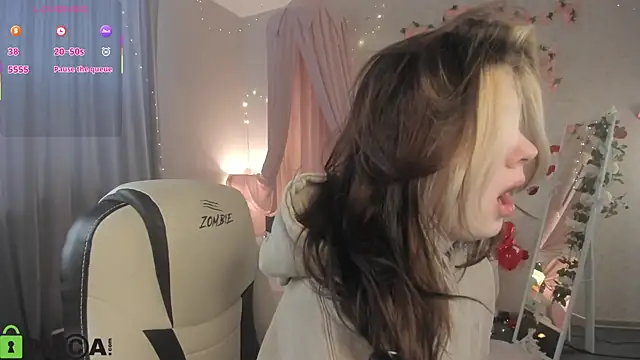 Vanessa Walters online show from March 15, 3:12 am