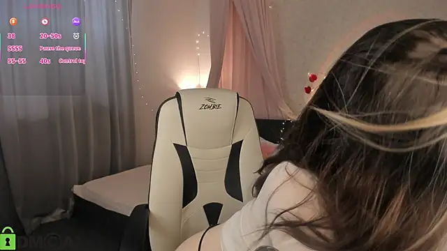 Vanessa Walters online show from March 30, 3:07 am