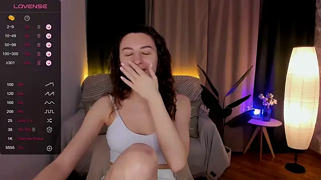 Snapshot of annacooleman chatting on February 1, 2:05 am annacooleman online show from February 1, 2:05 am