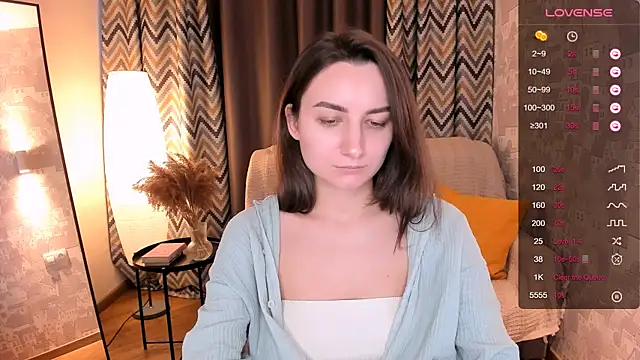 Snapshot of annacooleman chatting on February 12, 9:31 am annacooleman online show from February 12, 9:31 am