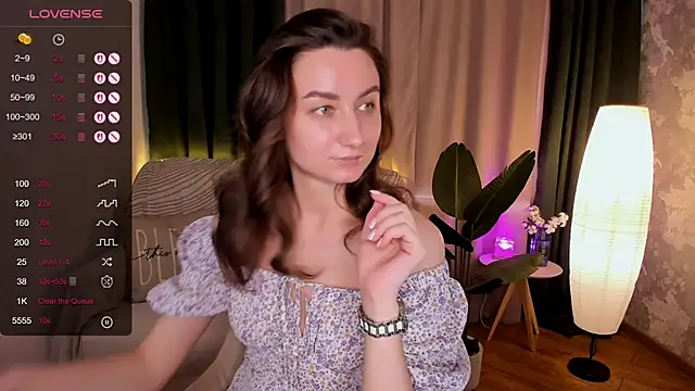 Snapshot of annacooleman chatting on March 14, 8:32 am annacooleman online show from March 14, 8:32 am