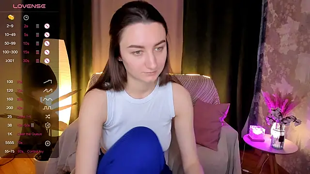 Snapshot of annacooleman chatting on October 7, 2:20 am annacooleman online show from October 7, 2:20 am