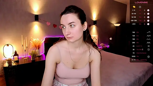 Snapshot of annacooleman chatting on December 2, 2:06 am annacooleman online show from December 2, 2:06 am