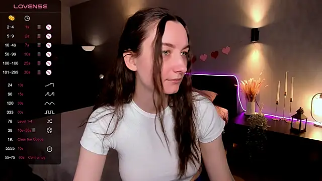 Snapshot of annacooleman chatting on May 6, 2:19 am annacooleman online show from May 6, 2:19 am