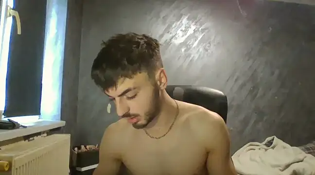 Snapshot of XXXdonXXX chatting on December 6, 10:05 am XXXdonXXX online show from December 6, 10:05 am