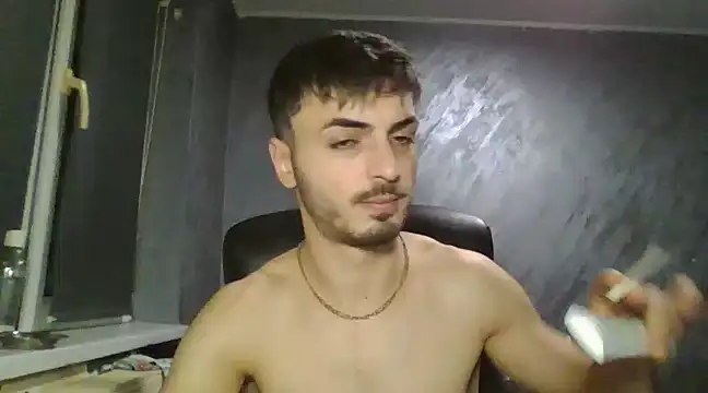 Snapshot of XXXdonXXX chatting on January 2, 4:24 pm XXXdonXXX online show from January 2, 4:24 pm