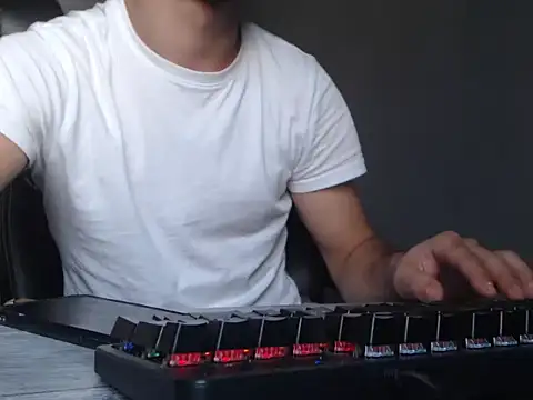 Snapshot of XXXdonXXX chatting on October 19, 1:12 pm XXXdonXXX online show from October 19, 1:12 pm