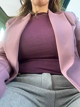 Deasquirty online show from February 23, 12:35 pm