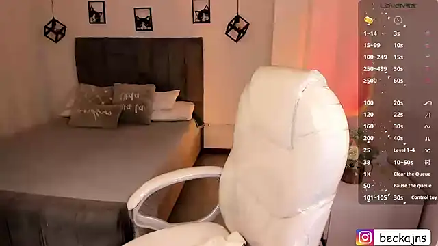 Beck jones online show from March 12, 1:51 pm