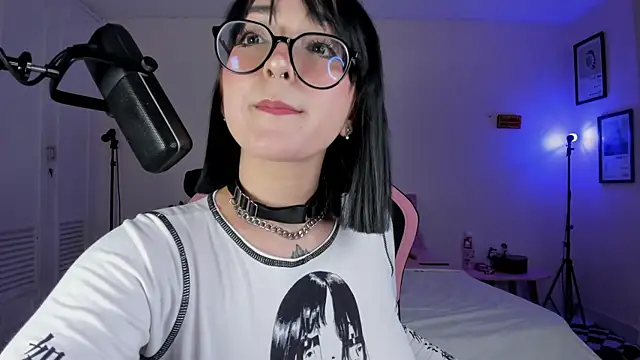 SweetJennaa online show from January 26, 7:53 am