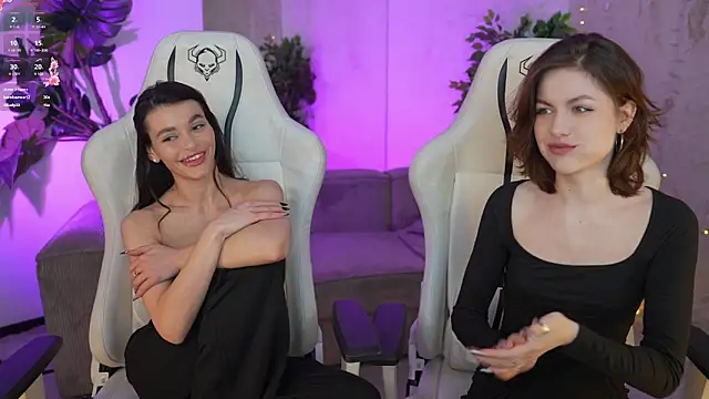 Gabriella054 online show from March 14, 11:45 am