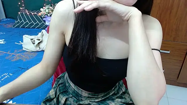 Snapshot of Cindy--Cici chatting on February 17, 7:26 am Cindy--Cici online show from February 17, 7:26 am