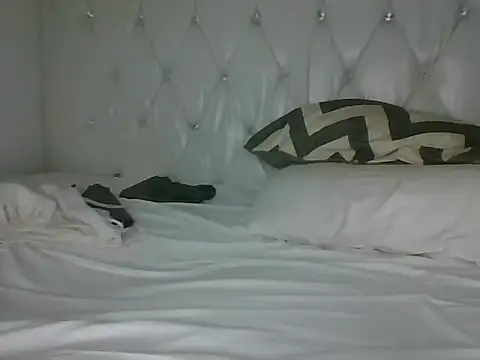 Snapshot of Candykitten chatting on March 6, 11:20 pm Candykitten online show from March 6, 11:20 pm