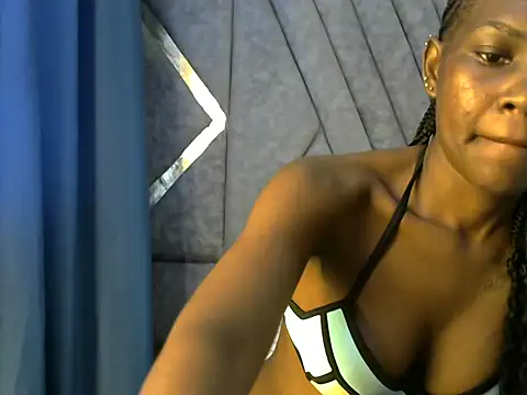 vannessa online show from November 16, 8:09 am