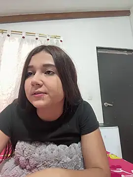 Snapshot of mia_cooper_24 chatting on January 8, 7:13 pm mia cooper 24 online show from January 8, 7:13 pm