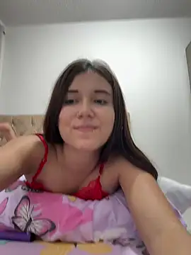 Snapshot of mia_cooper_24 chatting on February 28, 3:48 am mia cooper 24 online show from February 28, 3:48 am