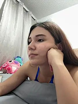 Snapshot of mia_cooper_24 chatting on March 12, 3:24 am mia cooper 24 online show from March 12, 3:24 am
