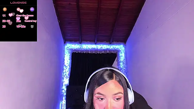 Mariana Hasper  online show from December 4, 2:20 am