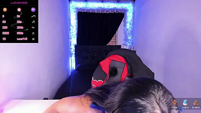 Mariana Hasper  online show from December 10, 1:00 am