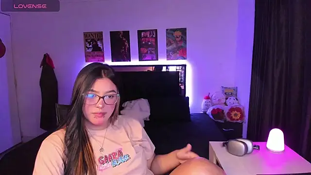 Snapshot of Mariana_Hasper_ chatting on February 28, 5:41 am Mariana Hasper online show from February 28, 5:41 am