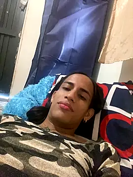 Snapshot of AlexaWarner chatting on January 6, 4:11 pm AlexaWarner online show from January 6, 4:11 pm