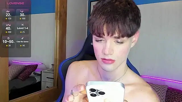 Snapshot of VladHellsing4 chatting on March 3, 2:37 pm VladHellsing4 online show from March 3, 2:37 pm