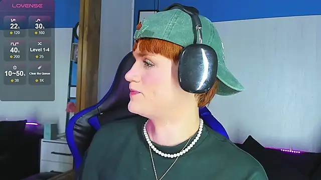 Snapshot of VladHellsing4 chatting on September 21, 3:24 pm VladHellsing4 online show from September 21, 3:24 pm