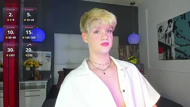 Snapshot of VladHellsing4 chatting on November 27, 2:41 pm VladHellsing4 online show from November 27, 2:41 pm