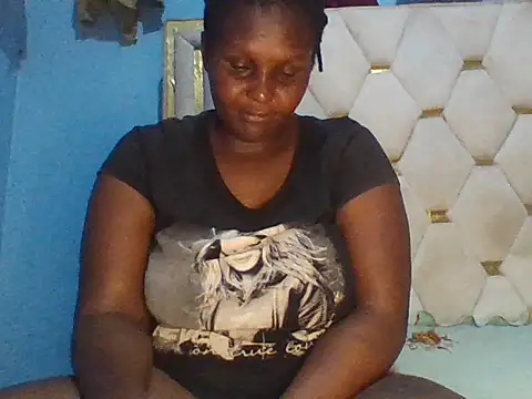 Snapshot of Kichuna_ chatting on December 19, 9:55 pm Kichuna online show from December 19, 9:55 pm