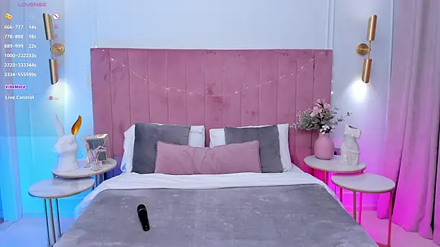 MilaVoxx online show from March 23, 5:43 am