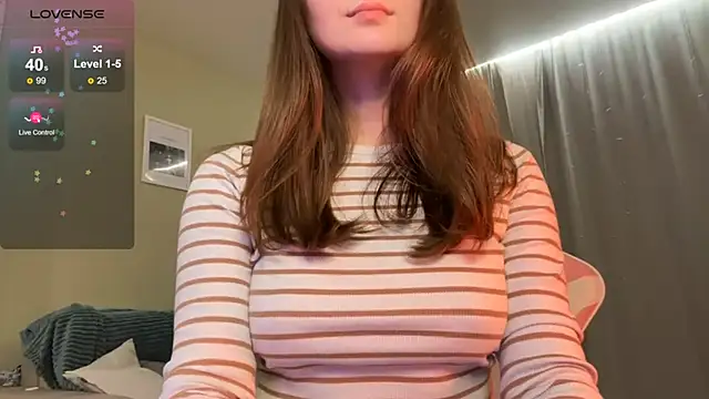 Snapshot of Eva_Eva_ chatting on February 5, 1:47 am Eva Eva online show from February 5, 1:47 am