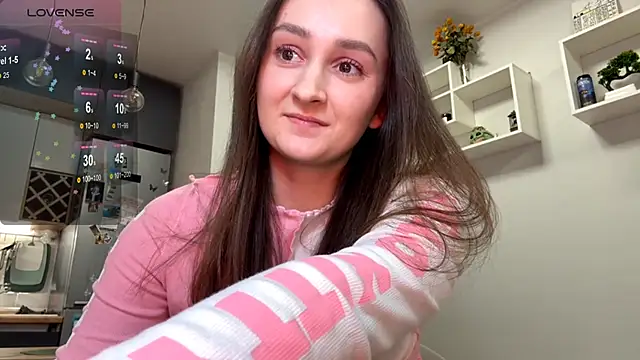 Eva Eva  online show from February 2, 8:18 pm