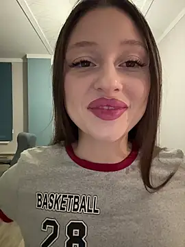 Kimsweet7 online show from November 22, 6:07 pm