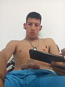 sbsmenhot online show from March 2, 6:30 pm