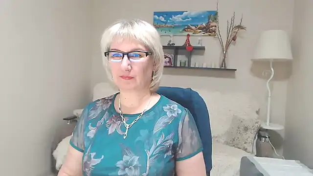 Snapshot of FleurMays chatting on January 30, 5:52 am FleurMays online show from January 30, 5:52 am