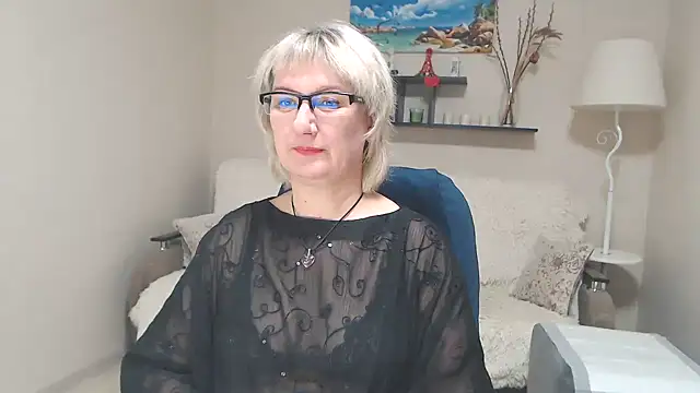 Snapshot of FleurMays chatting on January 31, 11:13 am FleurMays online show from January 31, 11:13 am