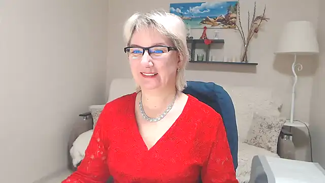 Snapshot of FleurMays chatting on February 4, 3:54 am FleurMays online show from February 4, 3:54 am