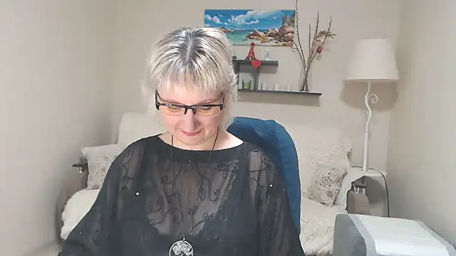 Snapshot of FleurMays chatting on February 12, 12:22 pm FleurMays online show from February 12, 12:22 pm