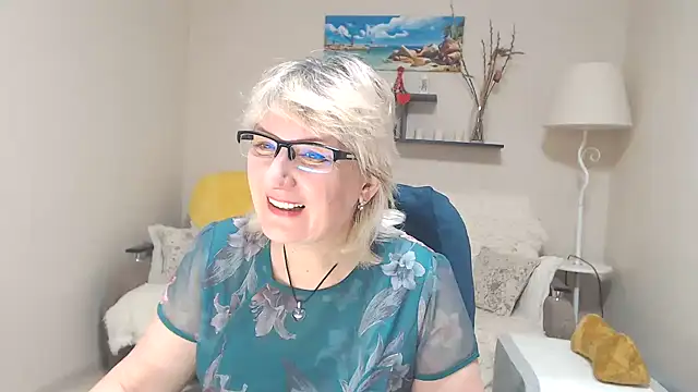 Snapshot of FleurMays chatting on March 14, 4:54 am FleurMays online show from March 14, 4:54 am