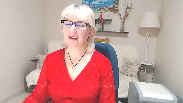 Snapshot of FleurMays chatting on March 17, 5:01 am FleurMays online show from March 17, 5:01 am