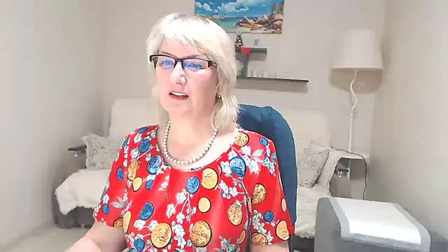 Snapshot of FleurMays chatting on March 21, 7:44 am FleurMays online show from March 21, 7:44 am