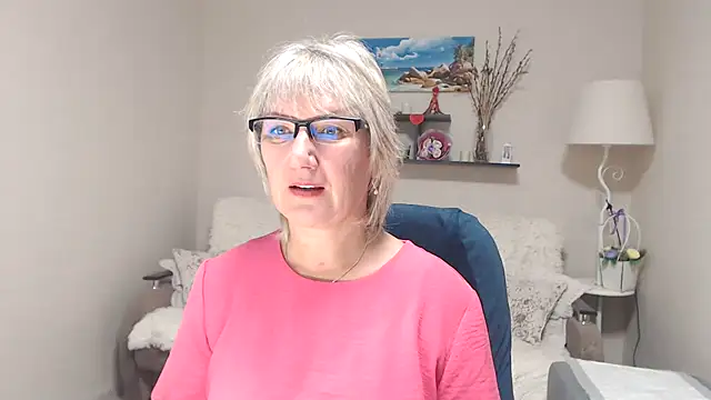 Snapshot of FleurMays chatting on September 25, 3:10 am FleurMays online show from September 25, 3:10 am