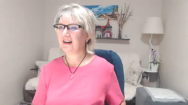 Snapshot of FleurMays chatting on September 30, 5:34 am FleurMays online show from September 30, 5:34 am