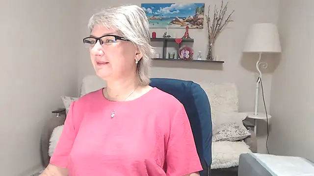 Snapshot of FleurMays chatting on October 23, 4:12 am FleurMays online show from October 23, 4:12 am