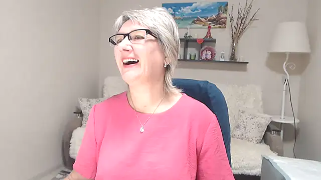 Snapshot of FleurMays chatting on October 28, 2:59 am FleurMays online show from October 28, 2:59 am