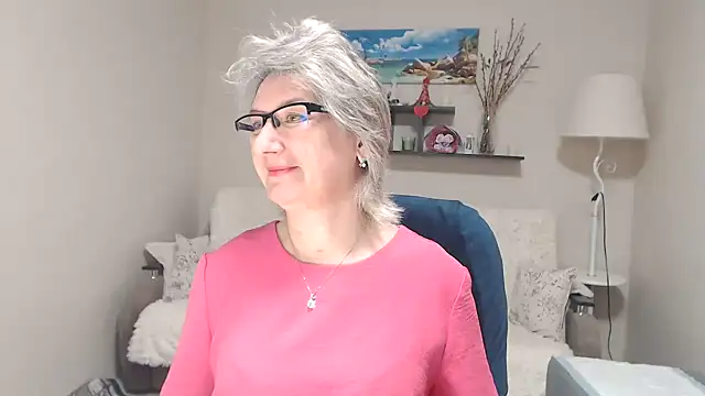 Snapshot of FleurMays chatting on November 25, 4:34 am FleurMays online show from November 25, 4:34 am