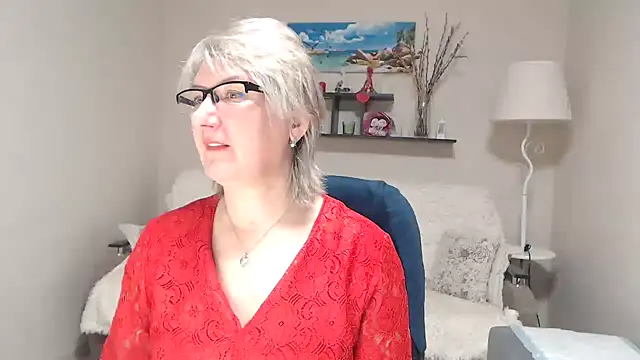 FleurMays online show from February 3, 6:51 am