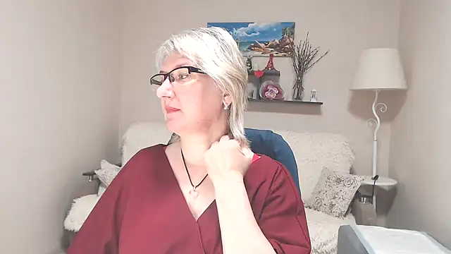 FleurMays online show from May 21, 4:08 am