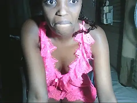 Snapshot of Zuzu_angel chatting on September 19, 7:47 pm Zuzu angel online show from September 19, 7:47 pm