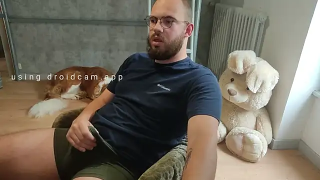 azagoul222 online show from September 10, 1:33 pm